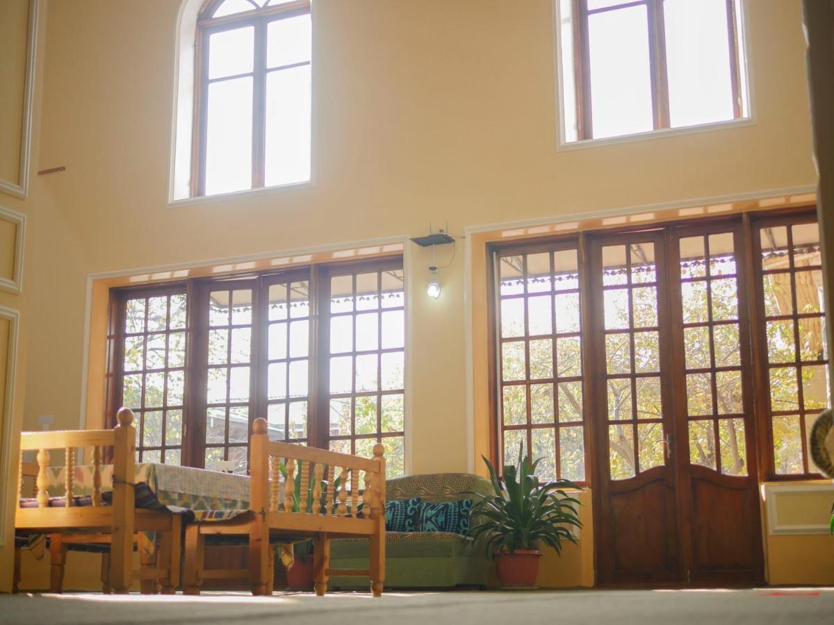 Guest House Ikathouse Marghilon Exterior foto