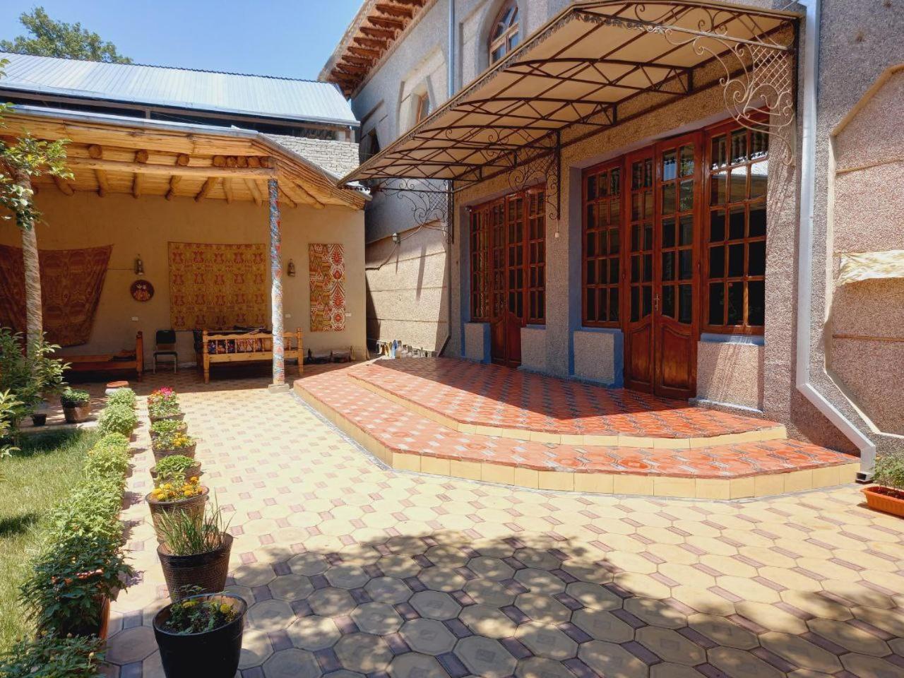 Guest House Ikathouse Marghilon Exterior foto