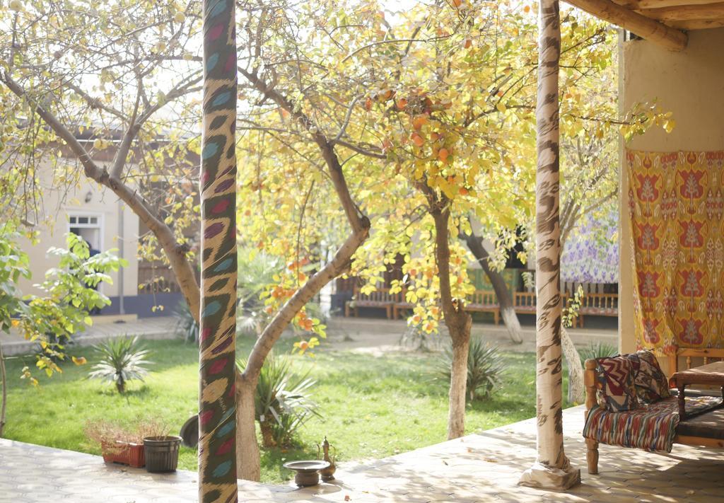 Guest House Ikathouse Marghilon Exterior foto